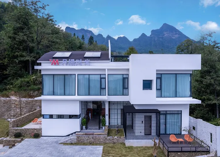 Panorama Peaks Lodge-Free Pickup-Sunrise-Close To The Middle Gate Ticket Office Of The Zhangjiajie Foreset Park